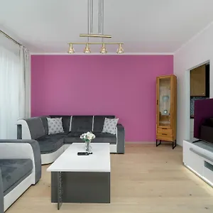 Apartament With Balcony And Free Parking In By Renters, Poznań